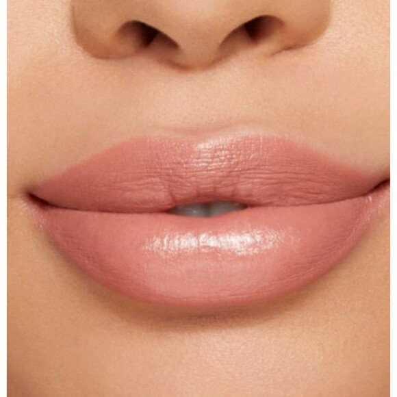 Kylie Cosmetics Lipstick - #613 If Looks Could Kill - Picture 2 of 3